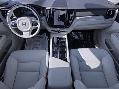 2023 Volvo XC60 B5 Plus Bright Theme