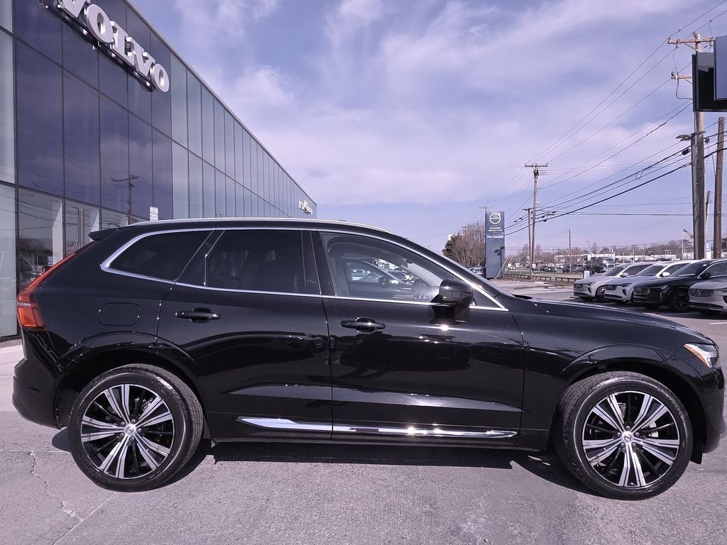 2023 Volvo XC60 B5 Plus Bright Theme