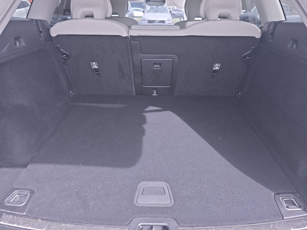 2023 Volvo XC60 B5 Core