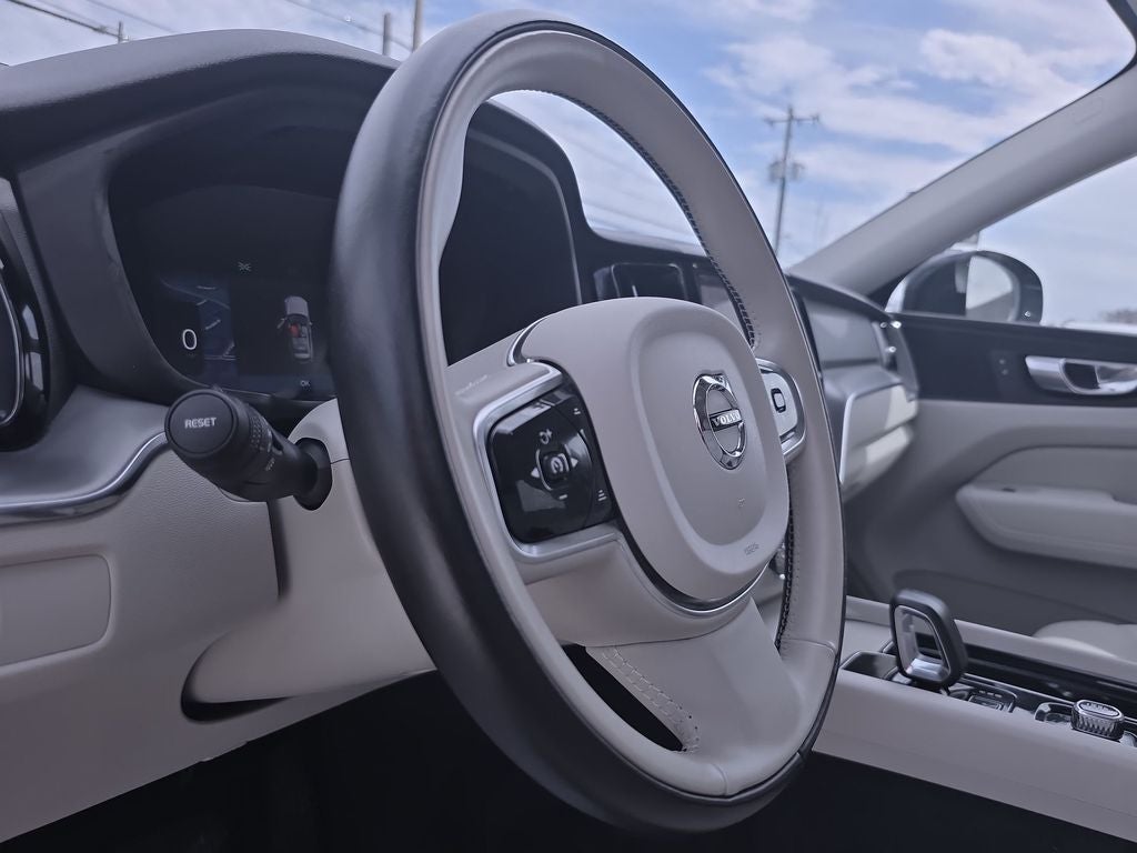 2023 Volvo XC60 B5 Core