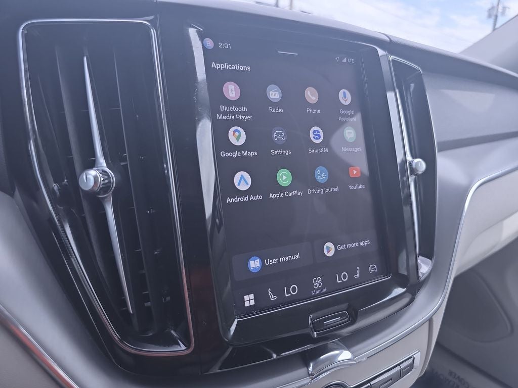 2023 Volvo XC60 B5 Core