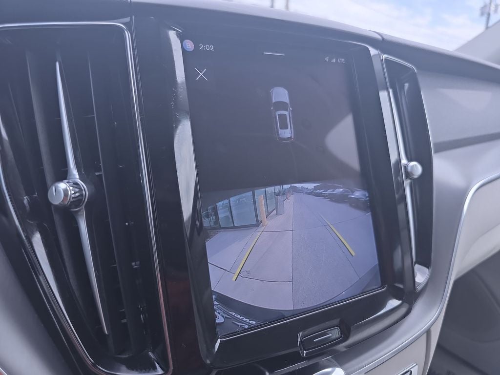 2023 Volvo XC60 B5 Core