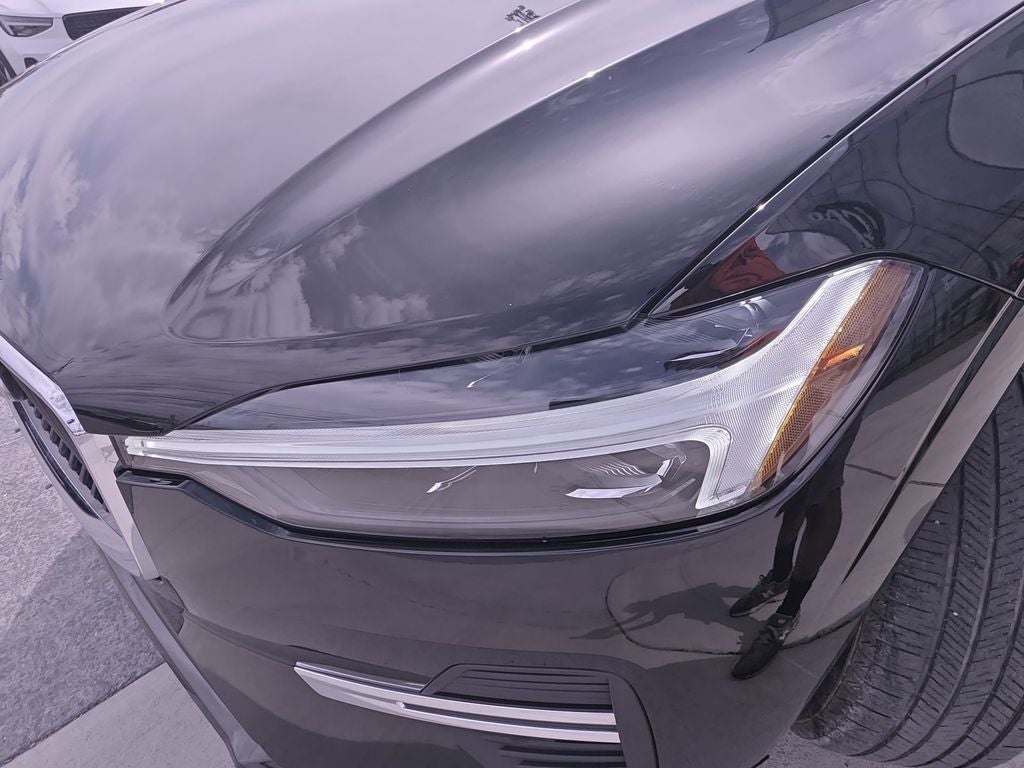 2023 Volvo XC60 B5 Core