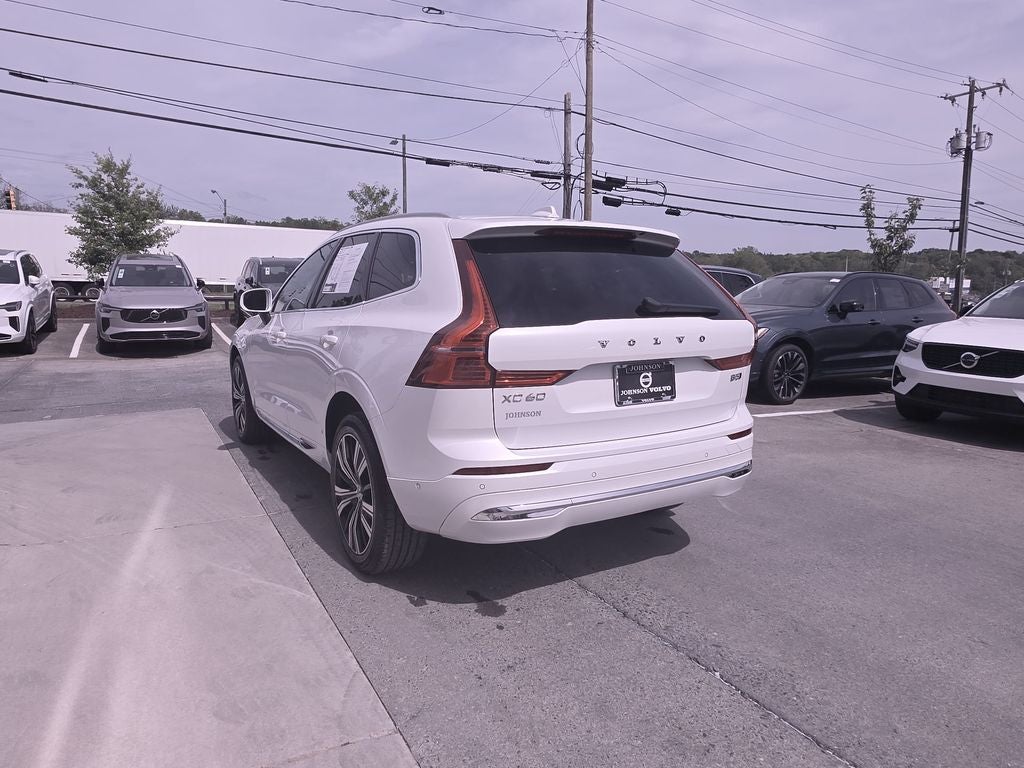 2022 Volvo XC60 B5 Inscription