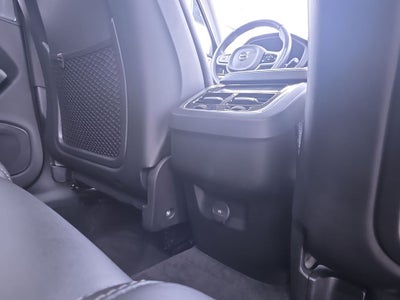 2022 Volvo XC60 B5 Inscription