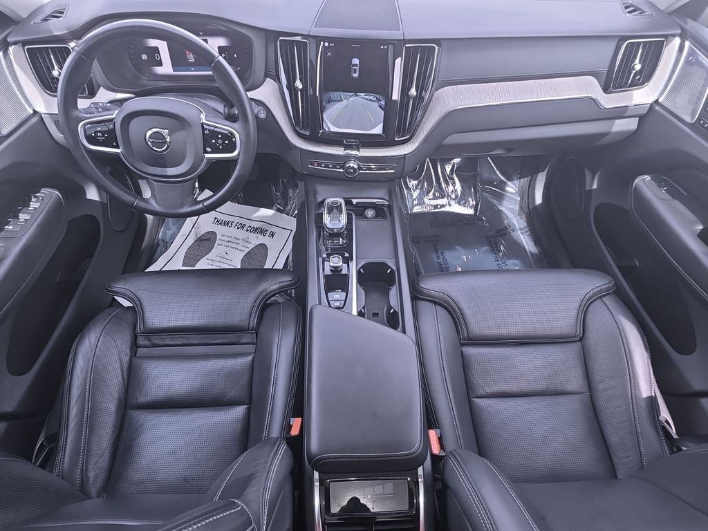 2022 Volvo XC60 B5 Inscription