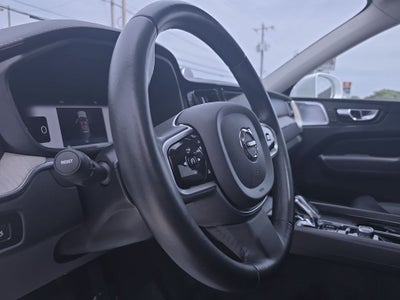 2022 Volvo XC60 B5 Inscription