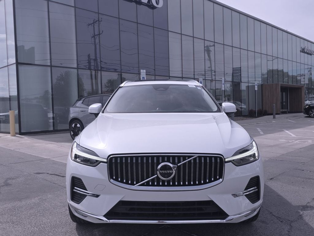 2022 Volvo XC60 B5 Inscription