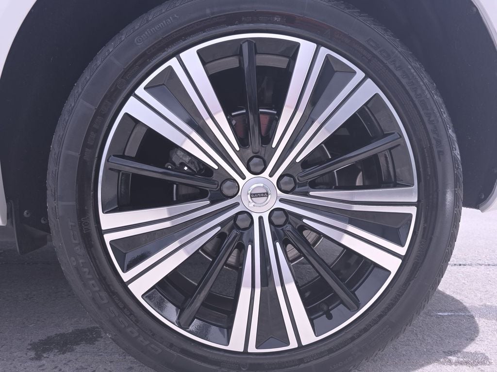 2022 Volvo XC60 B5 Inscription
