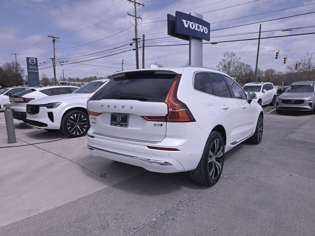 2023 Volvo XC60 B5 Plus Bright Theme