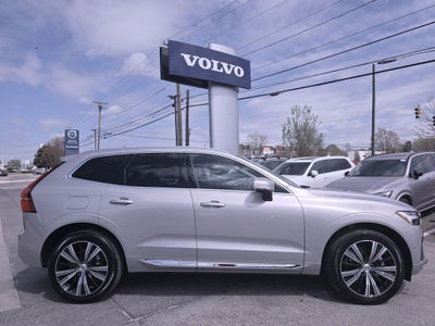 2023 Volvo XC60 B5 Plus Bright Theme