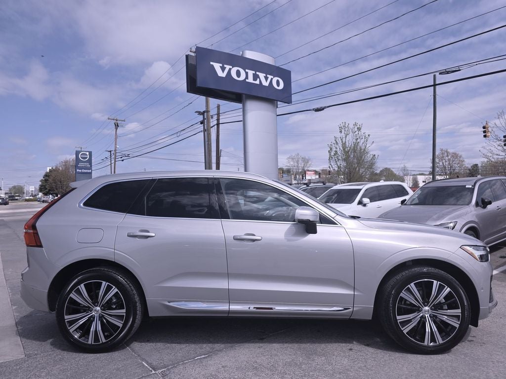 2023 Volvo XC60 B5 Plus Bright Theme