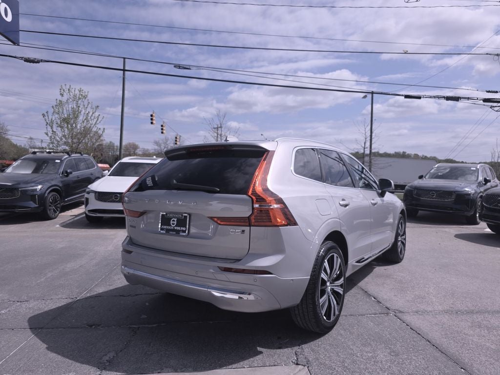 2023 Volvo XC60 B5 Plus Bright Theme