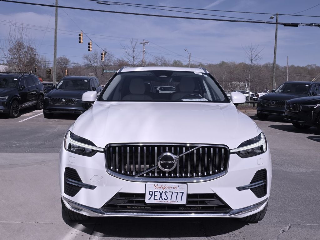 2023 Volvo XC60 B5 Plus Bright Theme