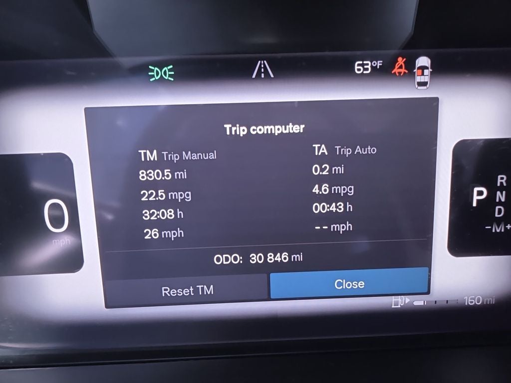 2023 Volvo XC60 B5 Plus Bright Theme