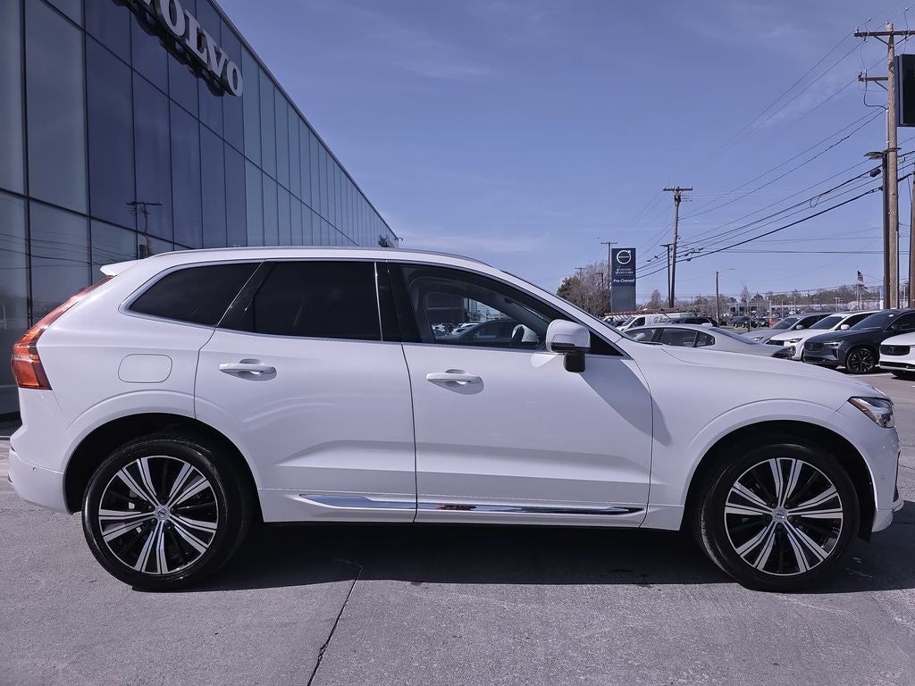 2023 Volvo XC60 B5 Plus Bright Theme