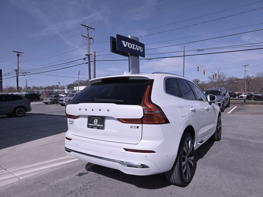 2023 Volvo XC60 B5 Plus Bright Theme