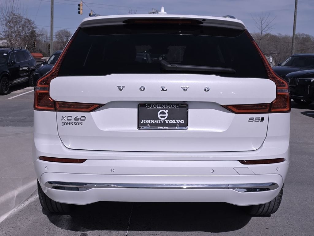 2023 Volvo XC60 B5 Plus Bright Theme