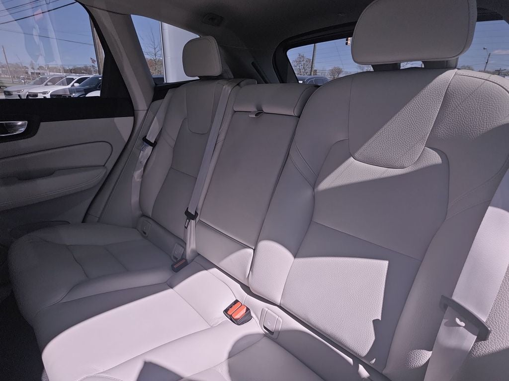 2023 Volvo XC60 B5 Core