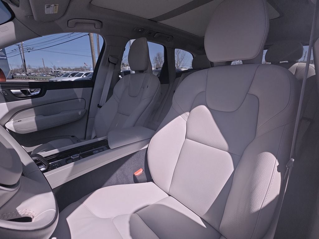2023 Volvo XC60 B5 Core