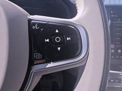 2023 Volvo XC60 B5 Core