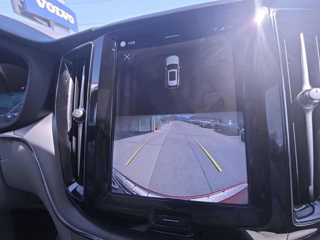 2023 Volvo XC60 B5 Core